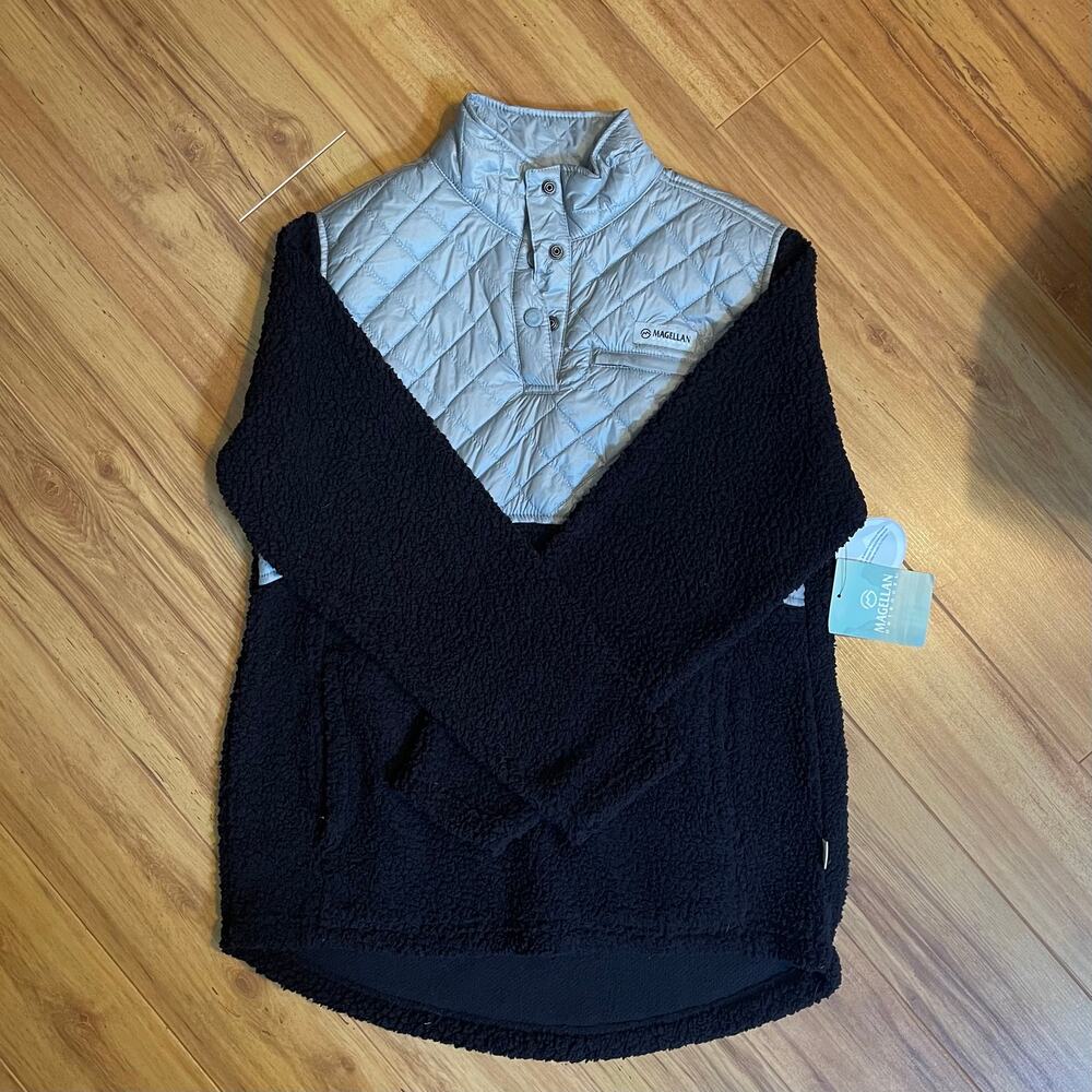 Magellan Outdoors Women's Campfire Pullover Sweatshirt Size Medium NWT